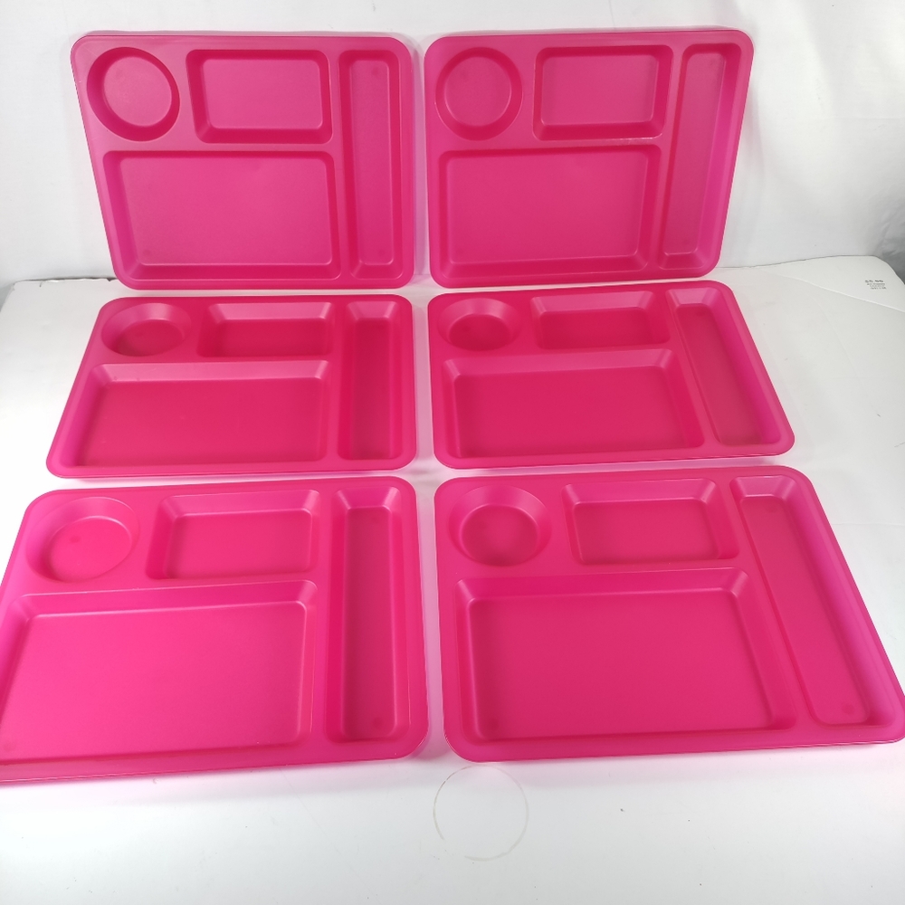 Circo Lunch Trays Lot of 6 Hot Pink Plastic 13"x10.5" Compartmented 4 Sections